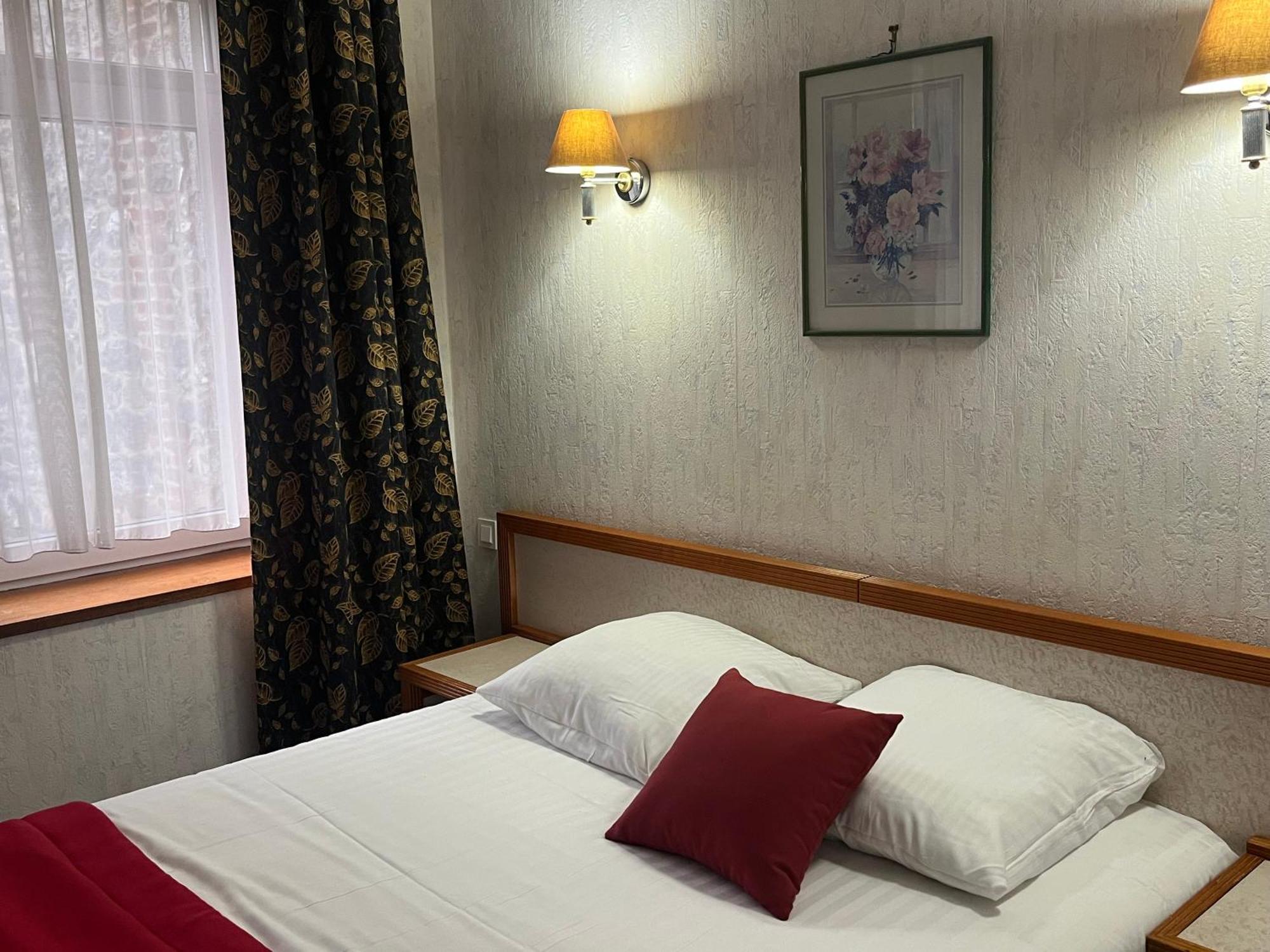 Hotel Val Saint Hilaire Живе Екстер'єр фото