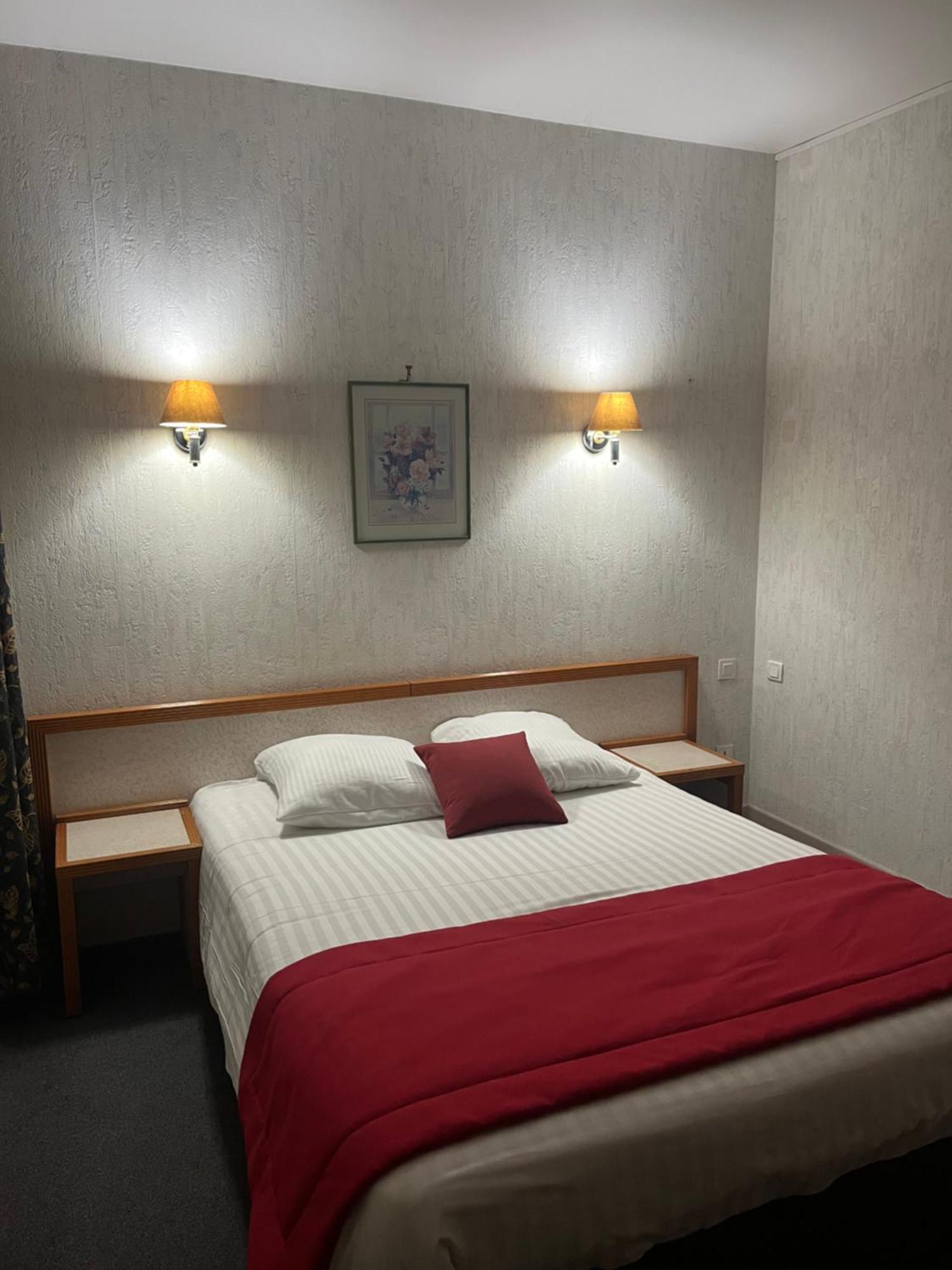 Hotel Val Saint Hilaire Живе Екстер'єр фото